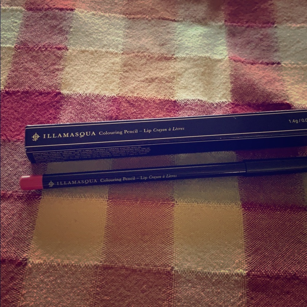 Illamasqua colouring pencil